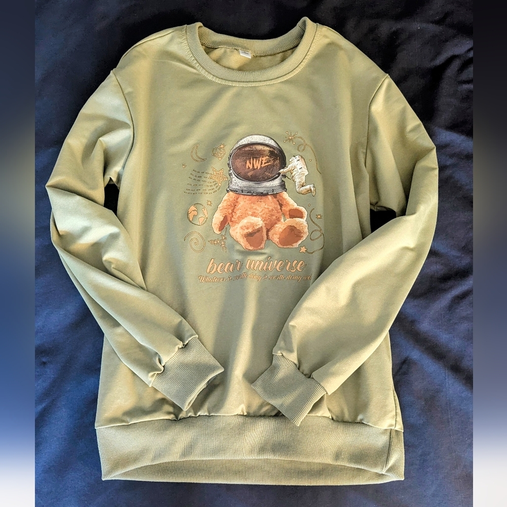 space teddybear shirt 🐻🌱🌠
